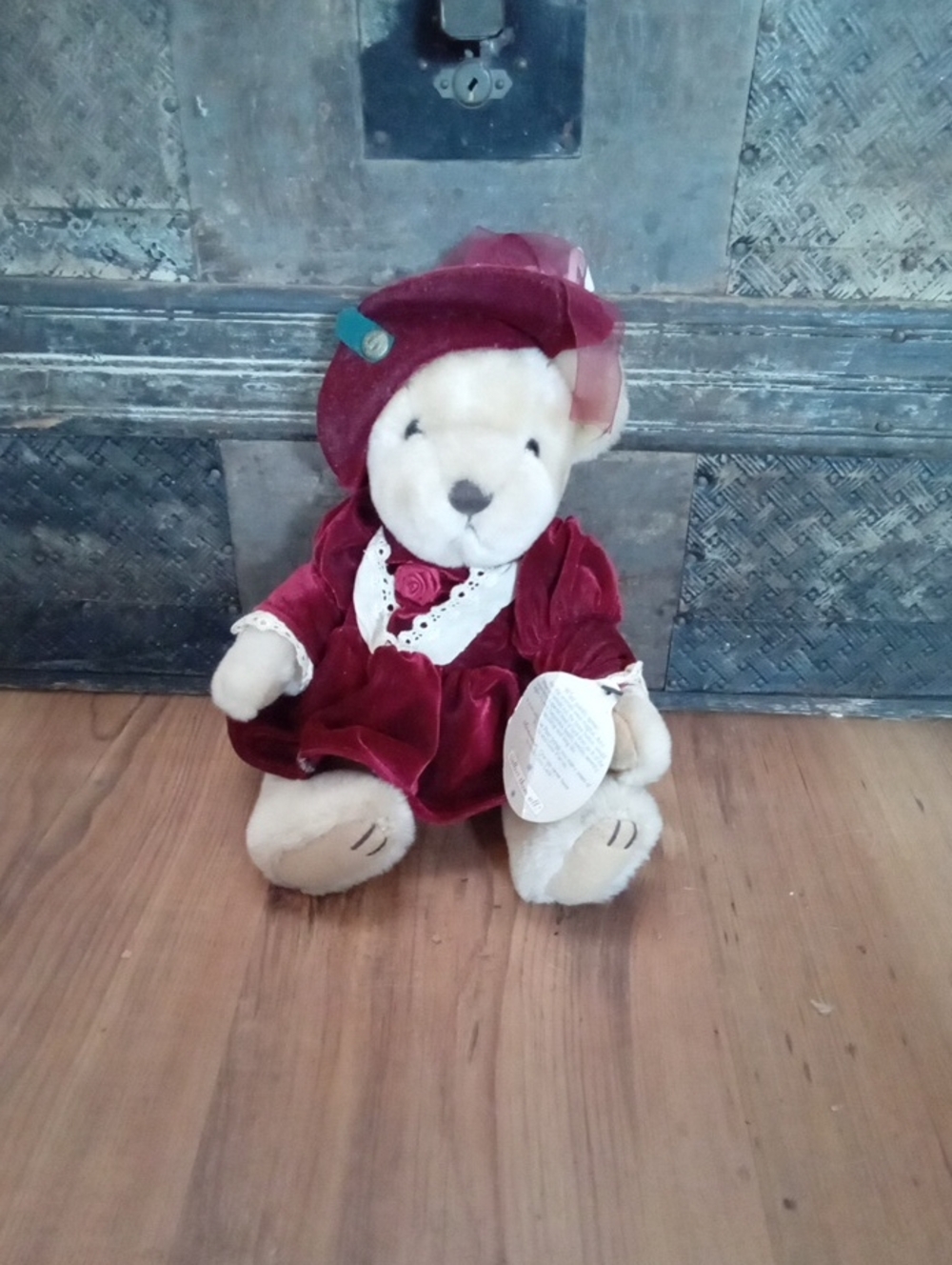 Brass Bears Collection . Pearl. Nwt